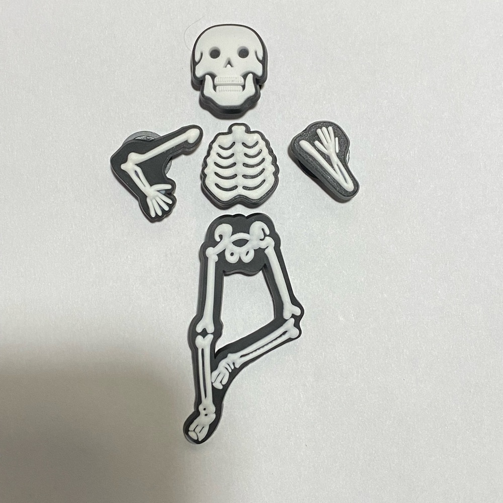 5 PCS Skeleton shoe Charm Set for Crocs/ Clogs, bracelets & party favors NWOT